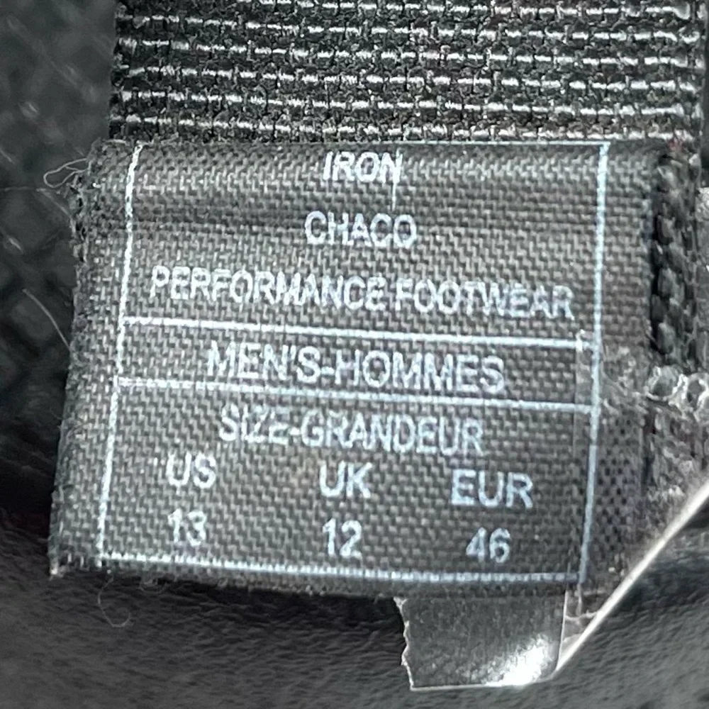 Chaco Sandals Men’s Size‎ 13 M Ankle Strap Vibram Gray Stripped Fabric
